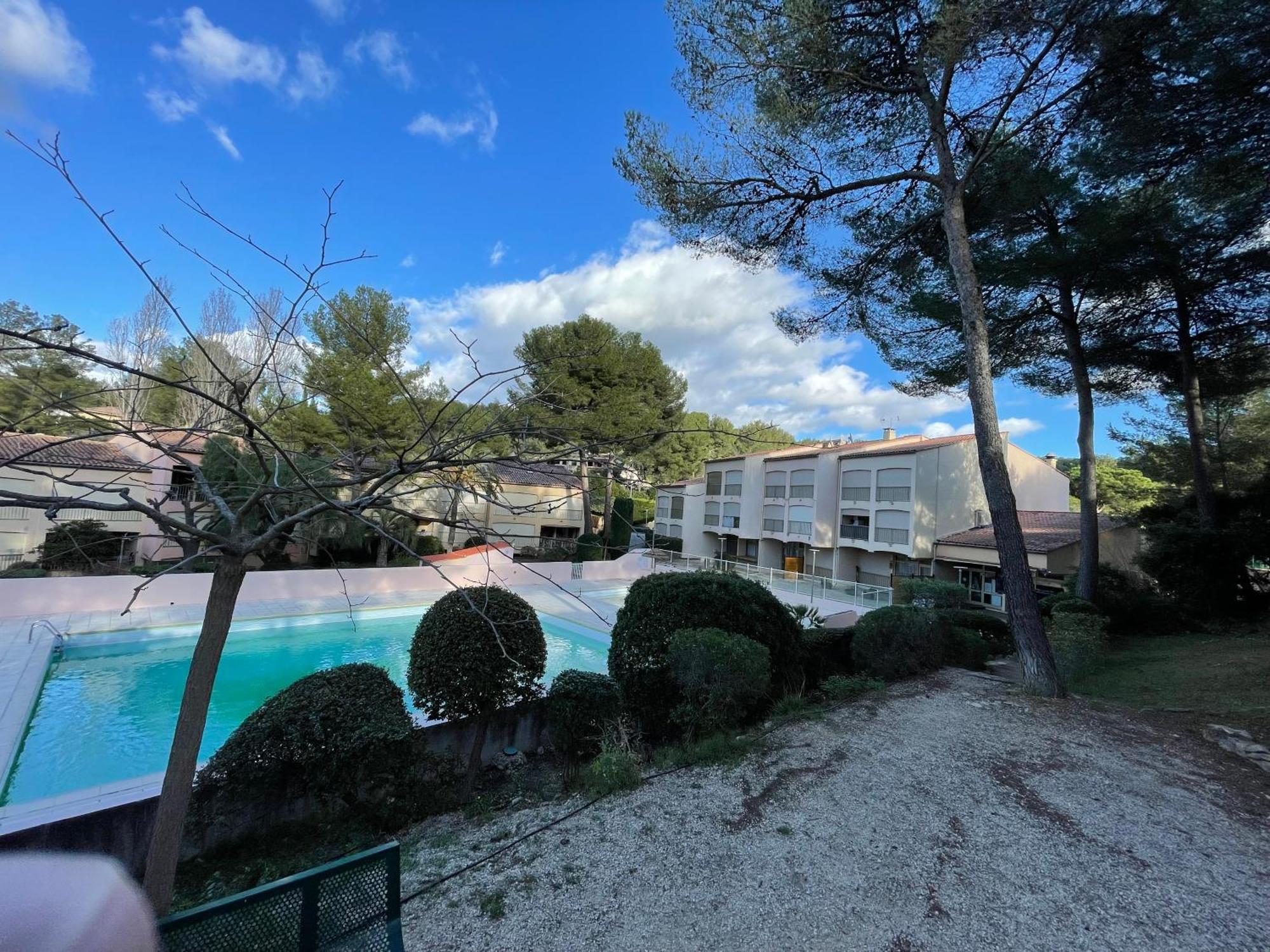 Climatise Piscine Et Proche * Sanary-sur-Mer