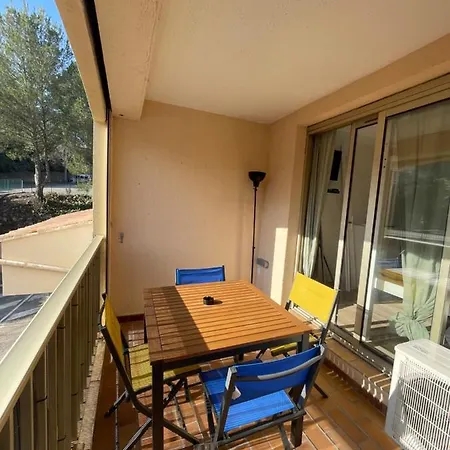 Studio Climatise Piscine Et Proche Plage Sanary-sur-Mer Exterior photo